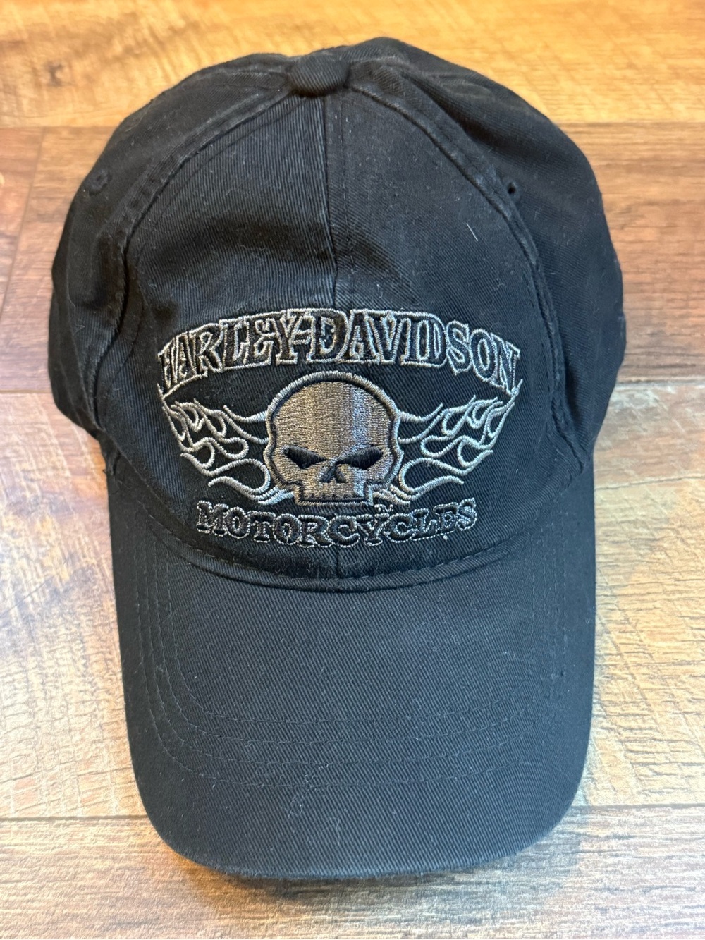 Mens Harley-Davidson fitted hat size small